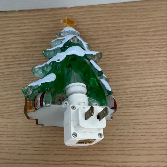 Seasons of Cannon Falls Lights in the Night Christmas Tree Teddy Bear Night Lite - Picture 3 of 8